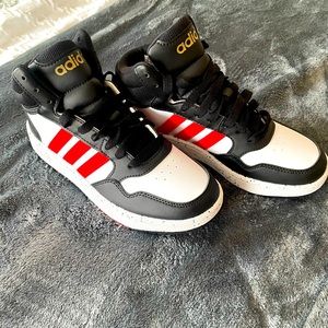 Boys size 4 adidas warn once like new.